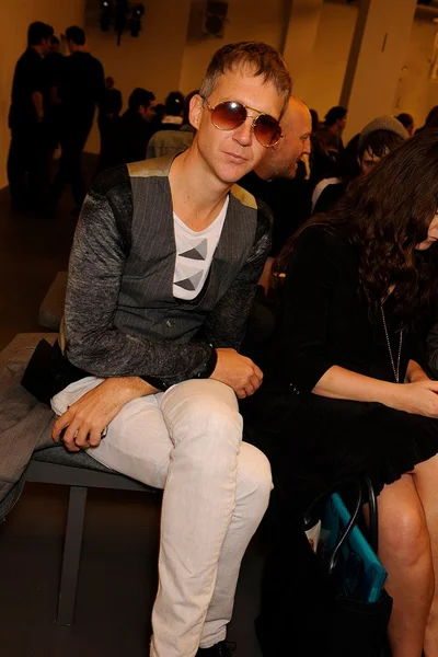 Look 24